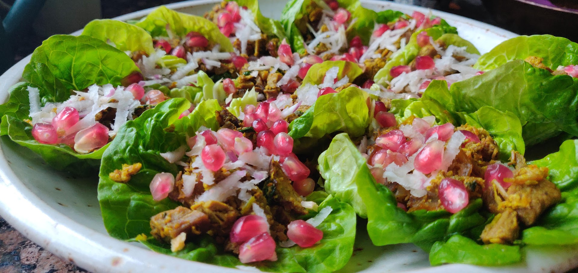Lettuce cups, MetaWell Nutritionist Minna Wood Bracknell Gut Health Mental Health Food and Mood